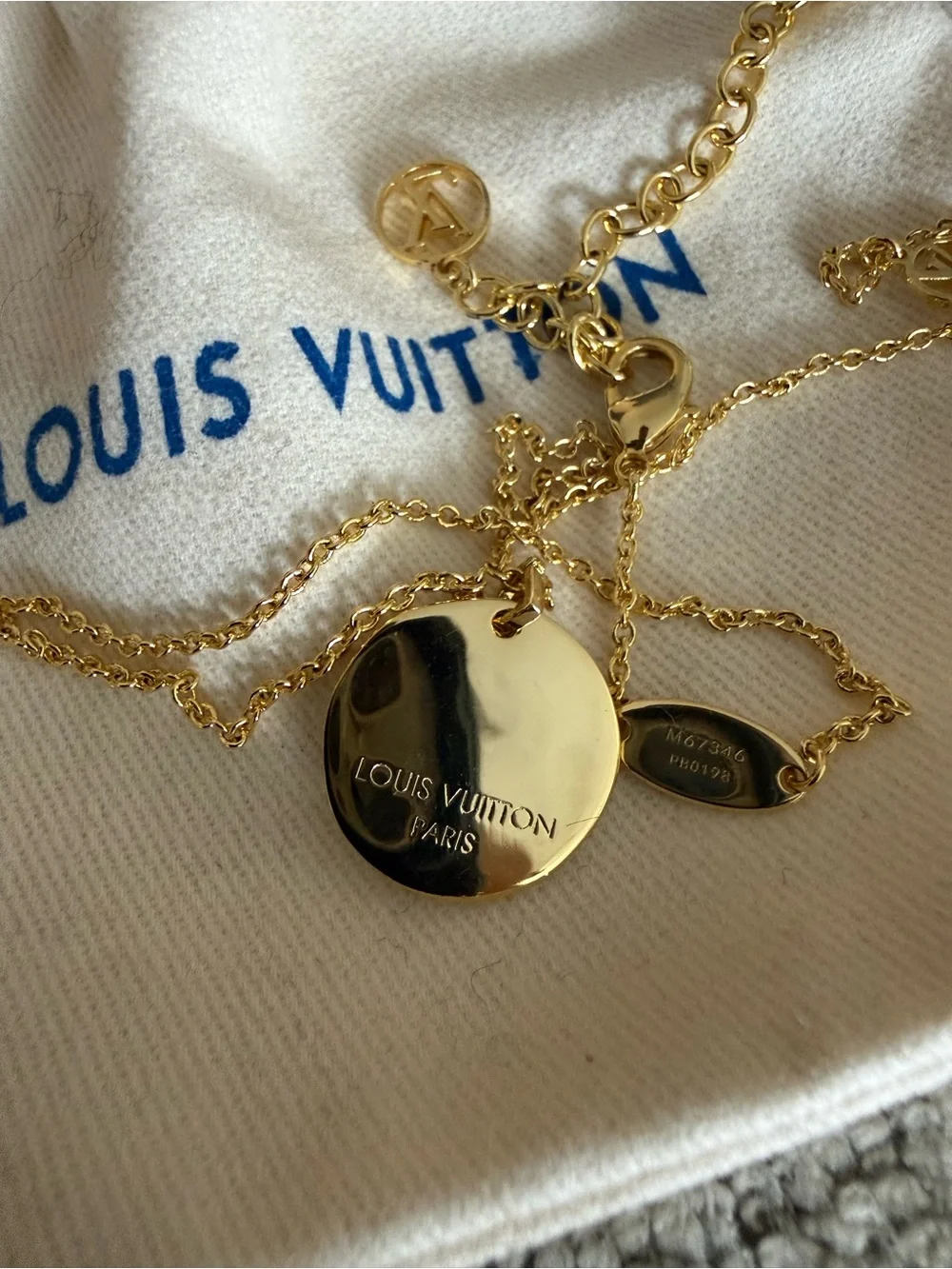 Louis Vuitton Louis in the sky zodiac pendant necklace